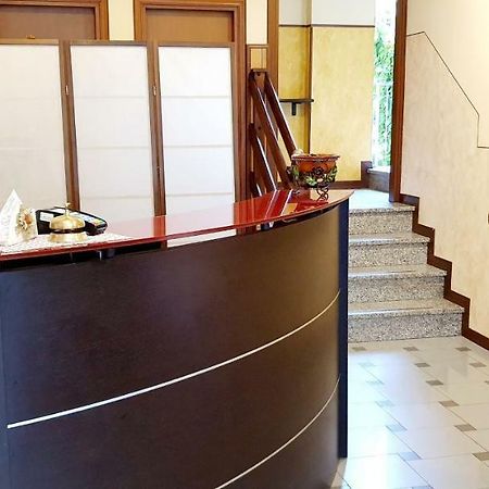 Albergo Leon D'Oro 卡斯泰尔圣焦万尼 外观 照片